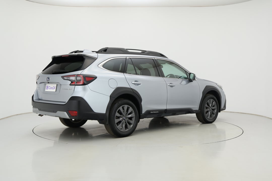 2024 Subaru Outback AWD, Automatic, 50017 km, Right Back Diagonal (45- Degree) View