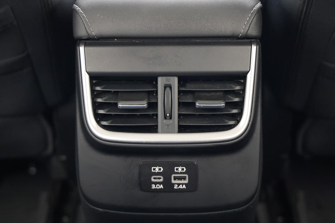 2024 Subaru Outback AWD, Automatic, 50017 km, Rear A/C Vent