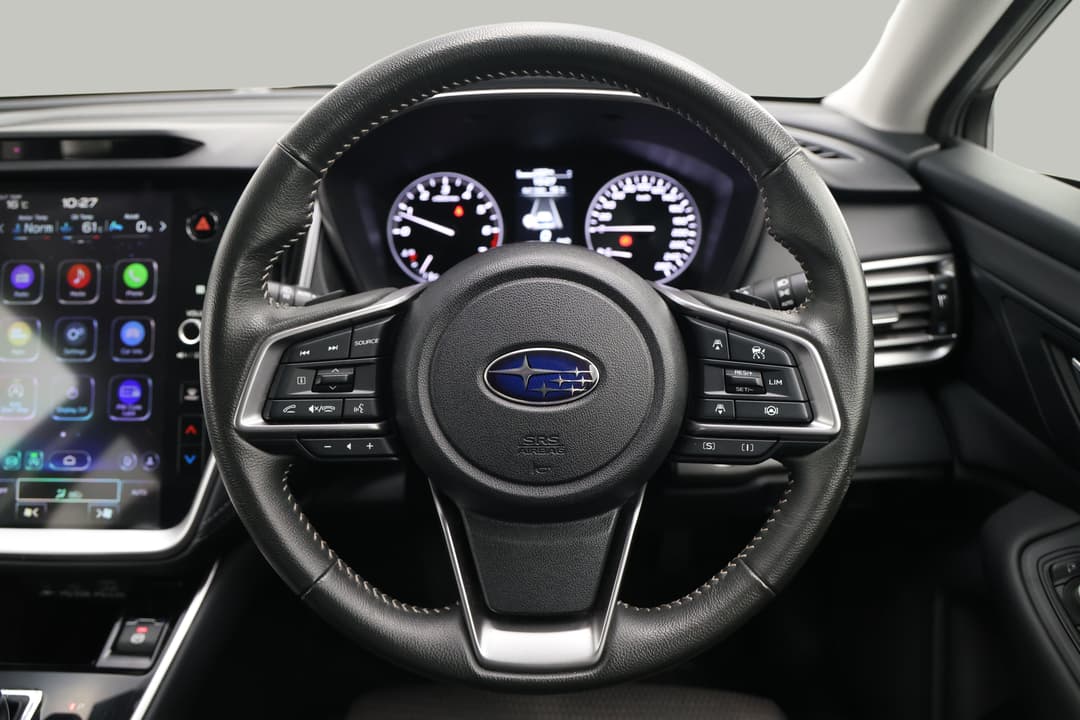 2024 Subaru Outback AWD, Automatic, 50410 km, Steering Wheel Close-up