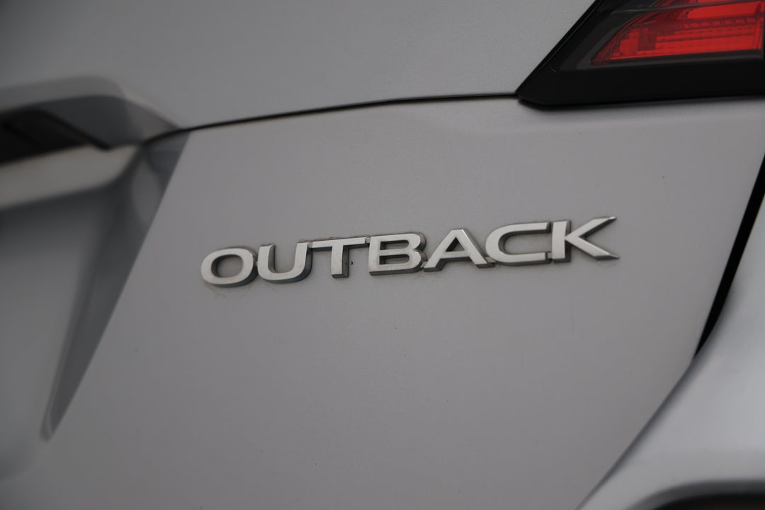 2024 Subaru Outback AWD, Automatic, 50017 km, Badge (Boot Right Side)