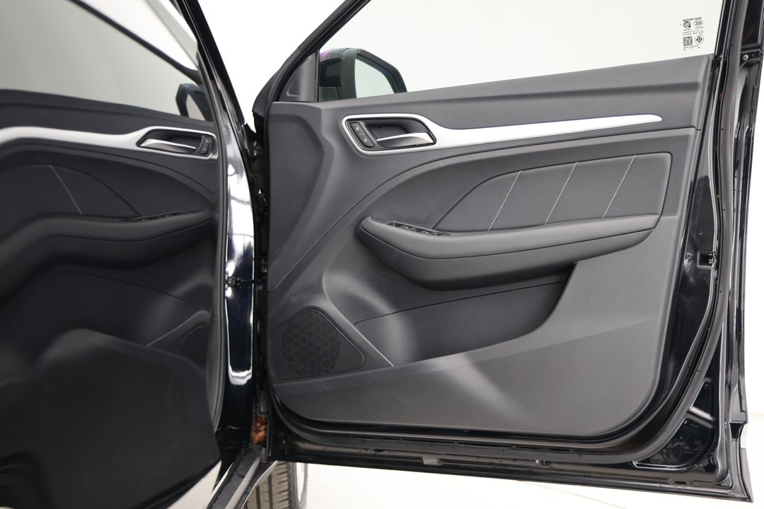 2023 MG ZS Excite, Automatic, 14686 km, Speaker View