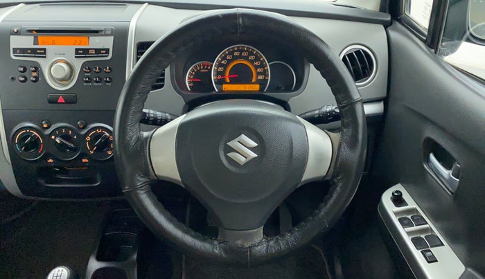 2012 Maruti Wagon R 1.0 VXI, Petrol, Manual, 81,387 km, Steering Wheel Close Up
