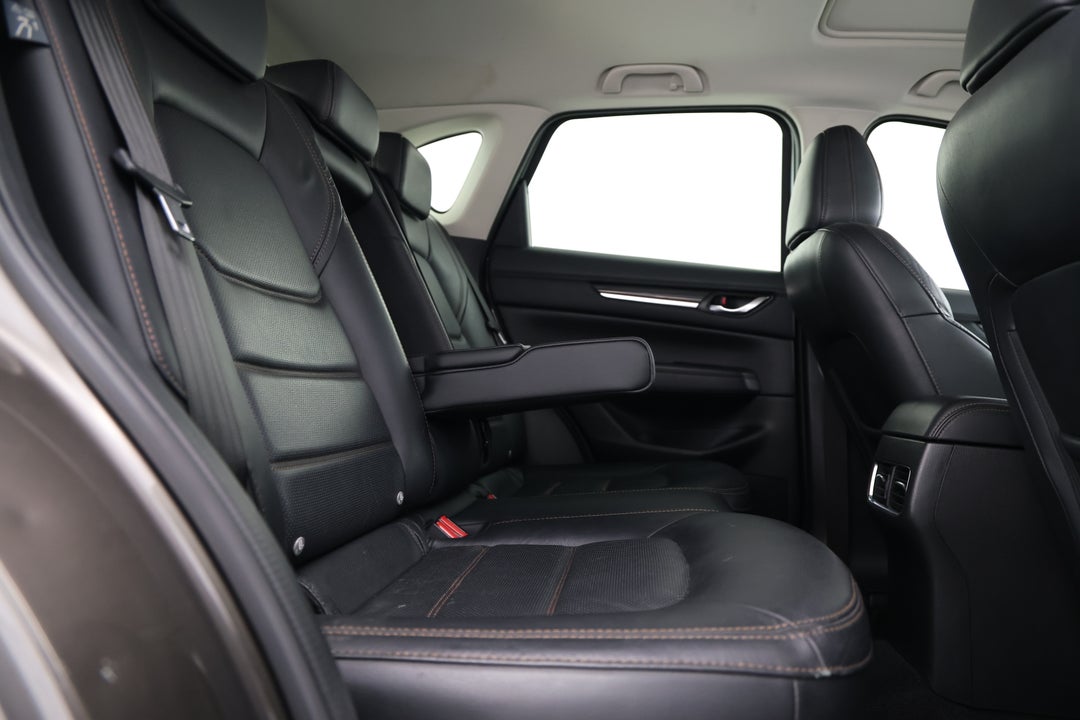 2018 Mazda CX-5 Gt (4x4), Automatic, 89663 km, Right Side Rear Door Cabin View