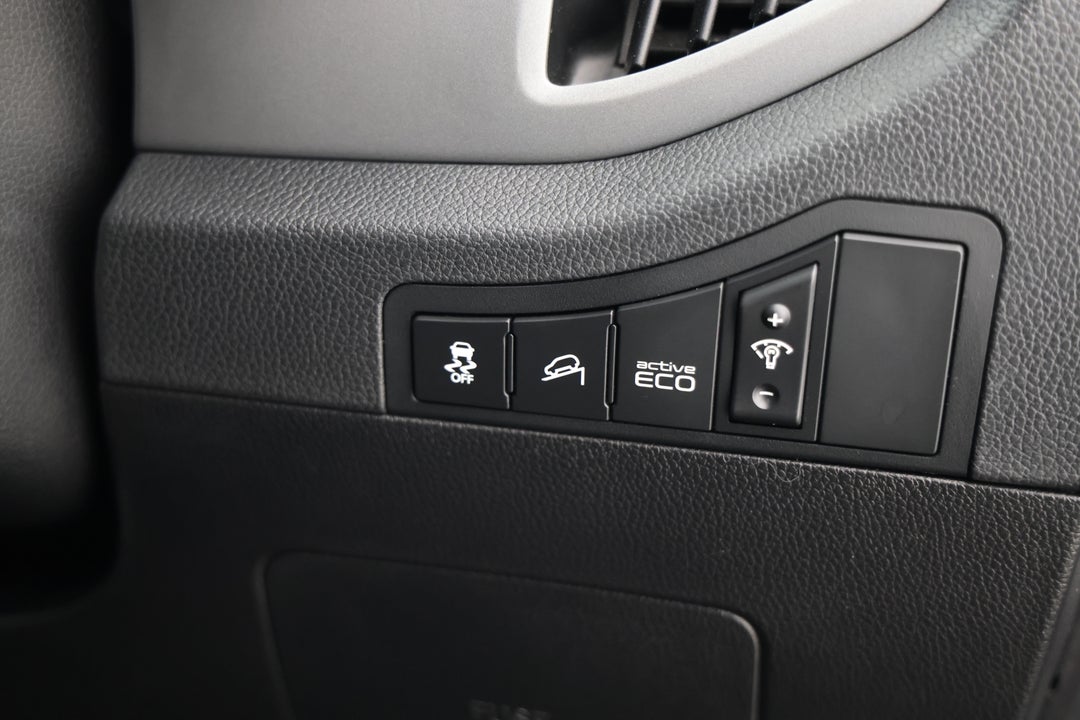 2015 Kia Sportage Platinum (AWD), Automatic, 132508 km, Utility Switches/Buttons