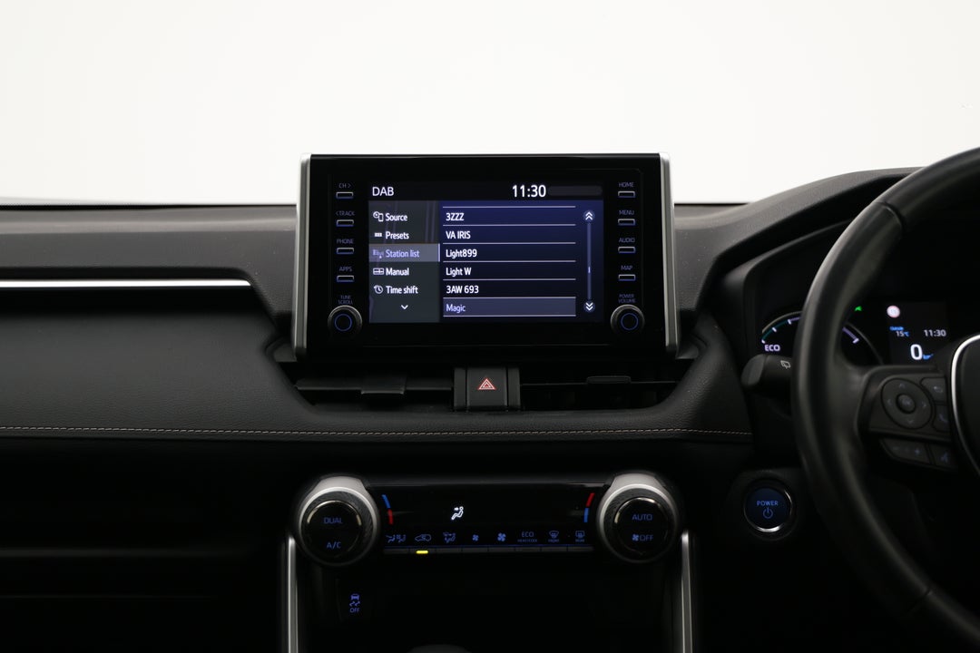 2021 Toyota RAV4 Gx (AWD) Hybrid, Automatic, 87700 km, Center Console