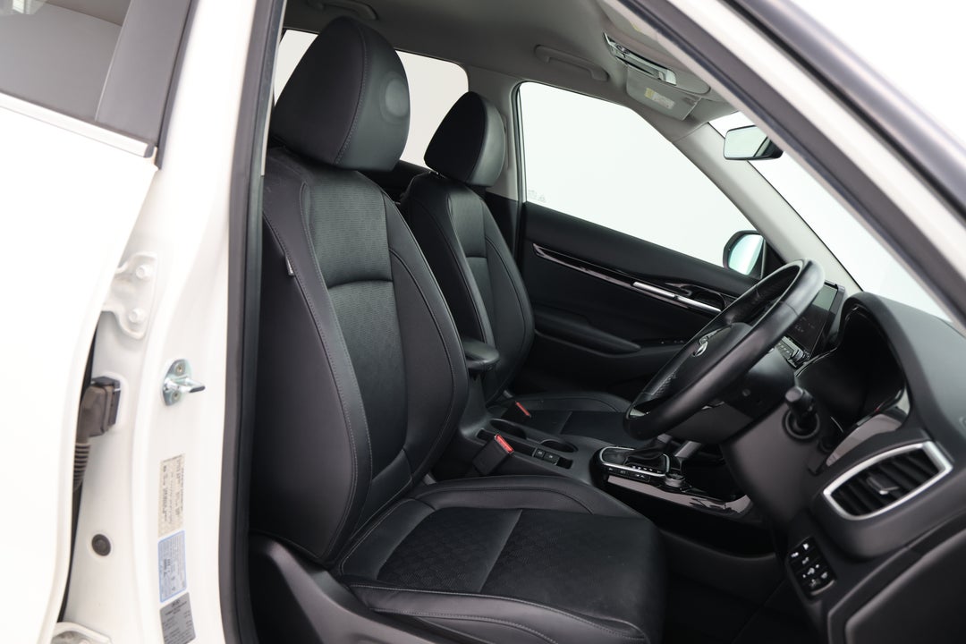 2021 Kia Seltos Gt-line (AWD), Automatic, 120674 km, Right Side Front Door Cabin View