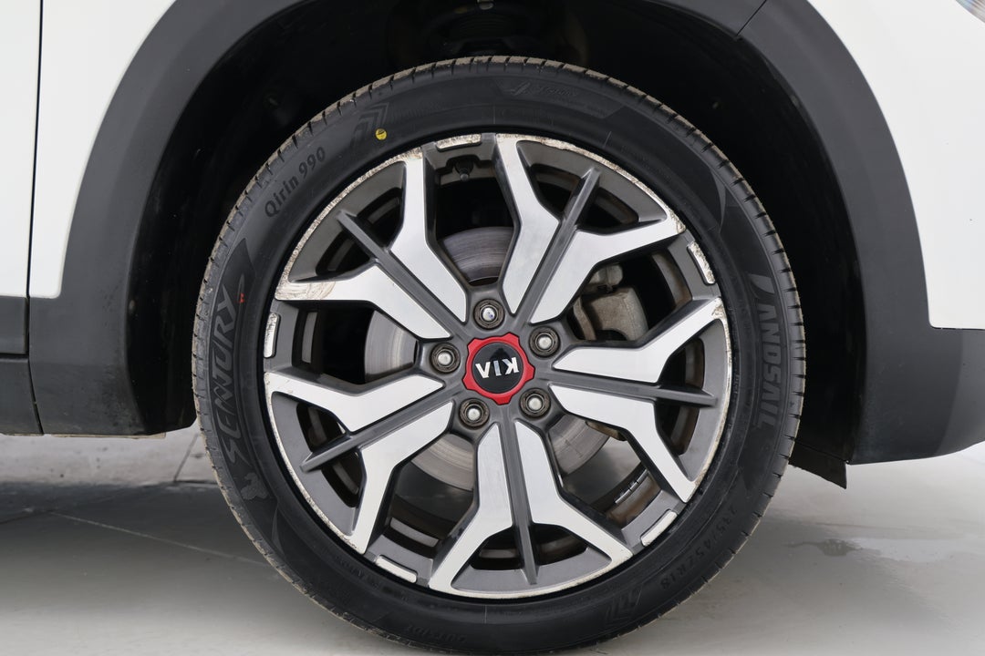 2021 Kia Seltos Gt-line (AWD), Automatic, 120674 km, Right Front Wheel