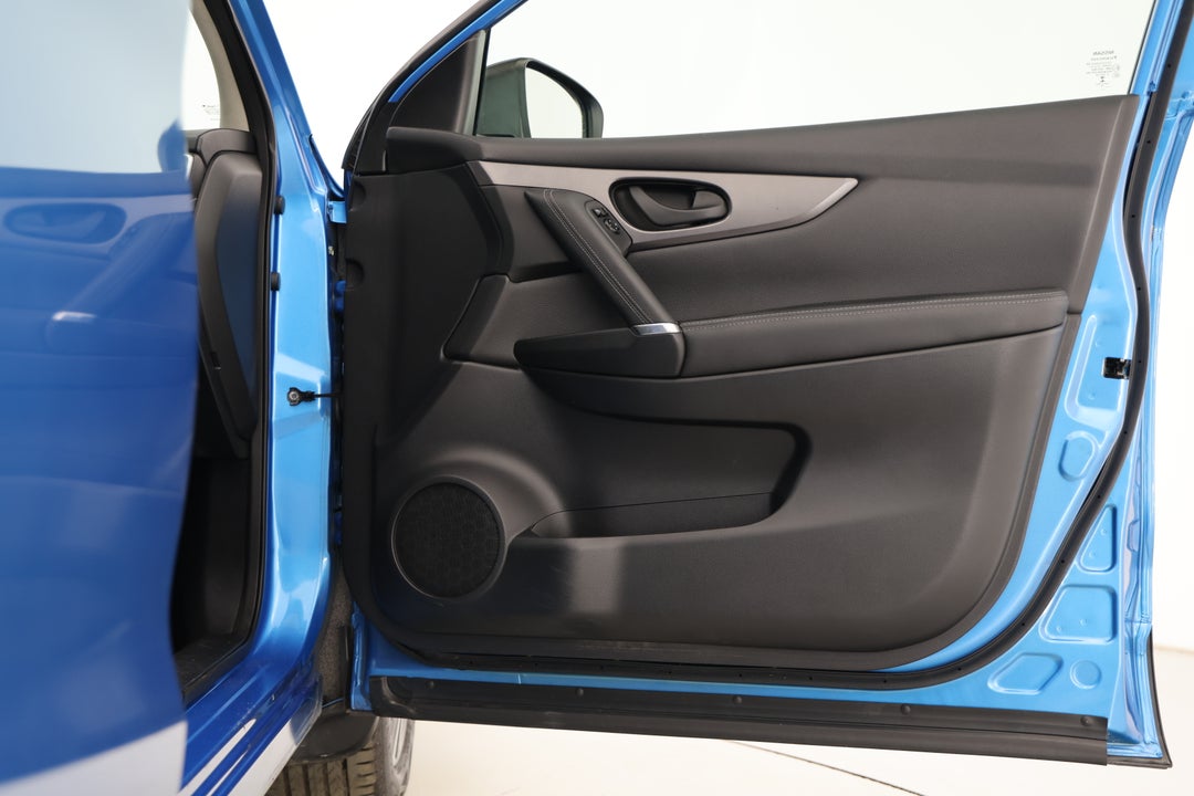 2018 Nissan Qashqai St-l, Automatic, 139096 km, Speaker View
