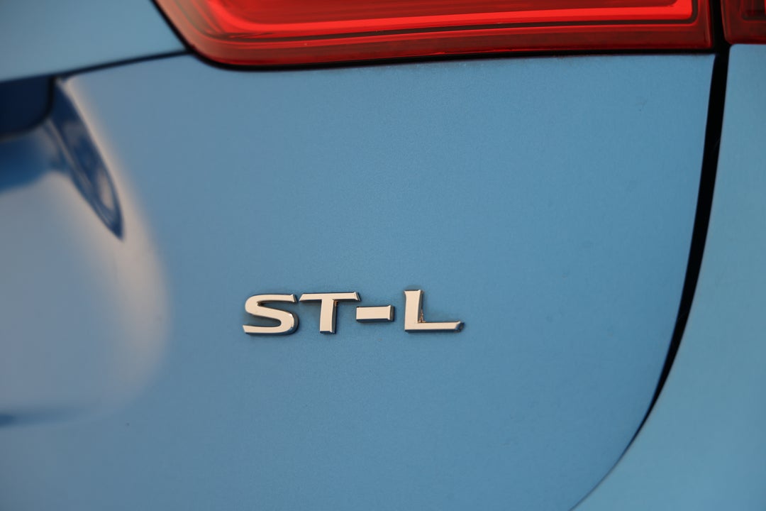 2018 Nissan Qashqai St-l, Automatic, 139096 km, Badge (Boot Right Side)