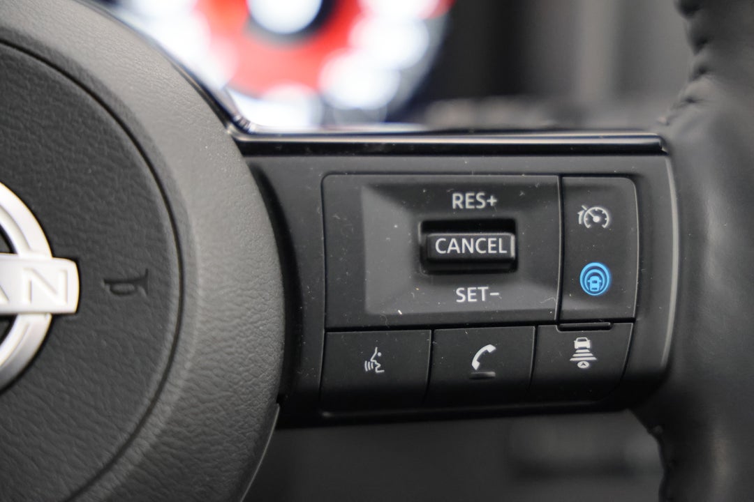 2024 Nissan X-trail Ti-l (4WD) E-power (hyb)19" Aw, Automatic, 13658 km, Cruise Control