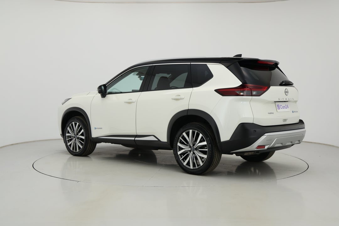 2024 Nissan X-trail Ti-l (4WD) E-power (hyb)19" Aw, Automatic, 13658 km, Left Back Diagonal (45- Degree) View
