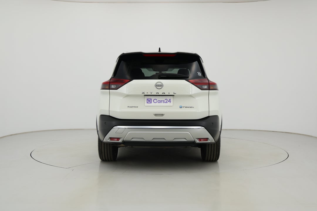 2024 Nissan X-trail Ti-l (4WD) E-power (hyb)19" Aw, Automatic, 13658 km, Back/Rear View