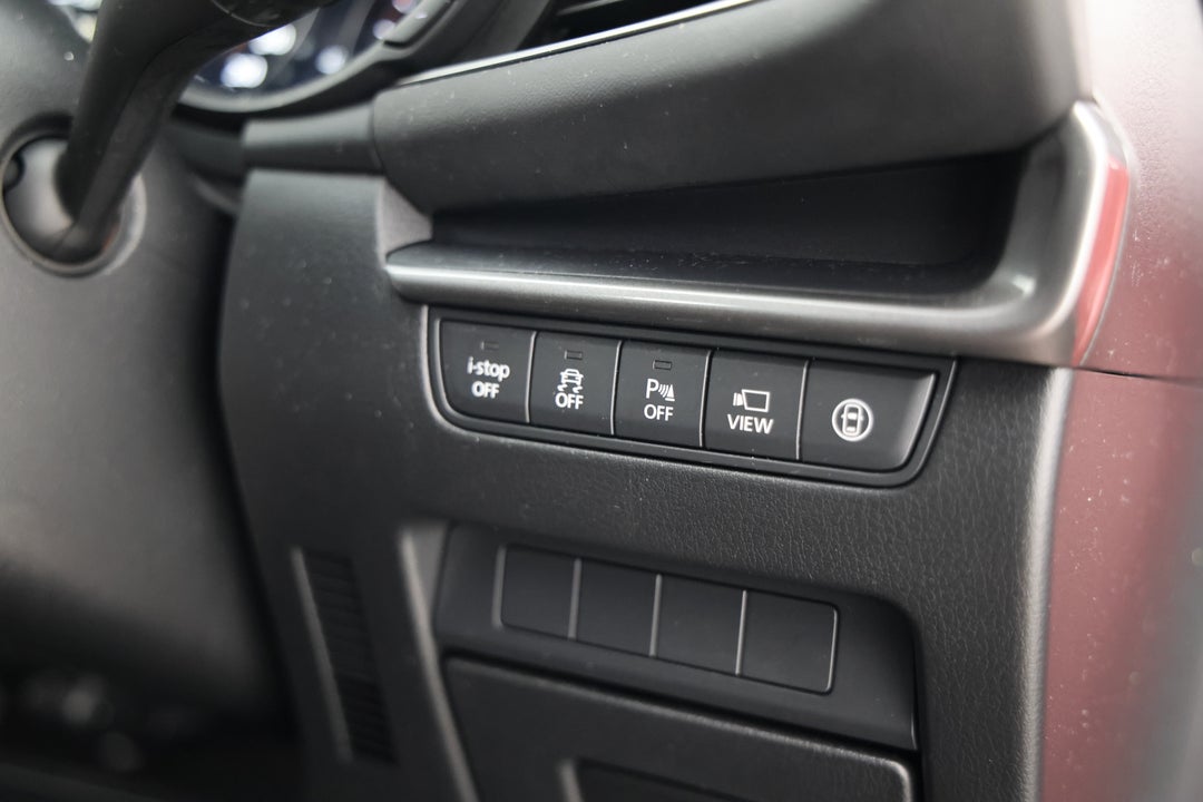 2019 Mazda Mazda3 G20 Pure, Automatic, 145601 km, Utility Switches/Buttons