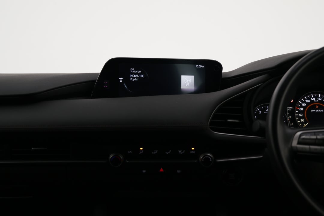 2019 Mazda Mazda3 G20 Pure, Automatic, 145601 km, Center Console