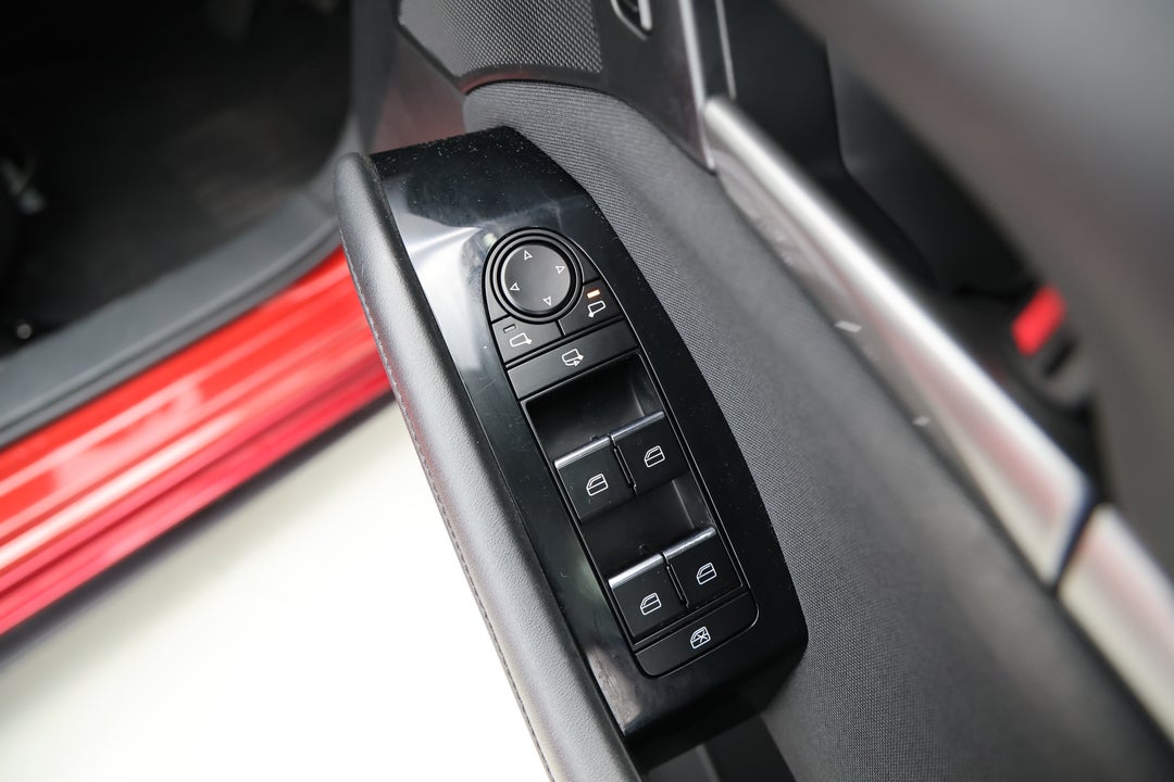 2019 Mazda Mazda3 G20 Pure, Automatic, 145601 km, Drivers Side Door Panel Controls