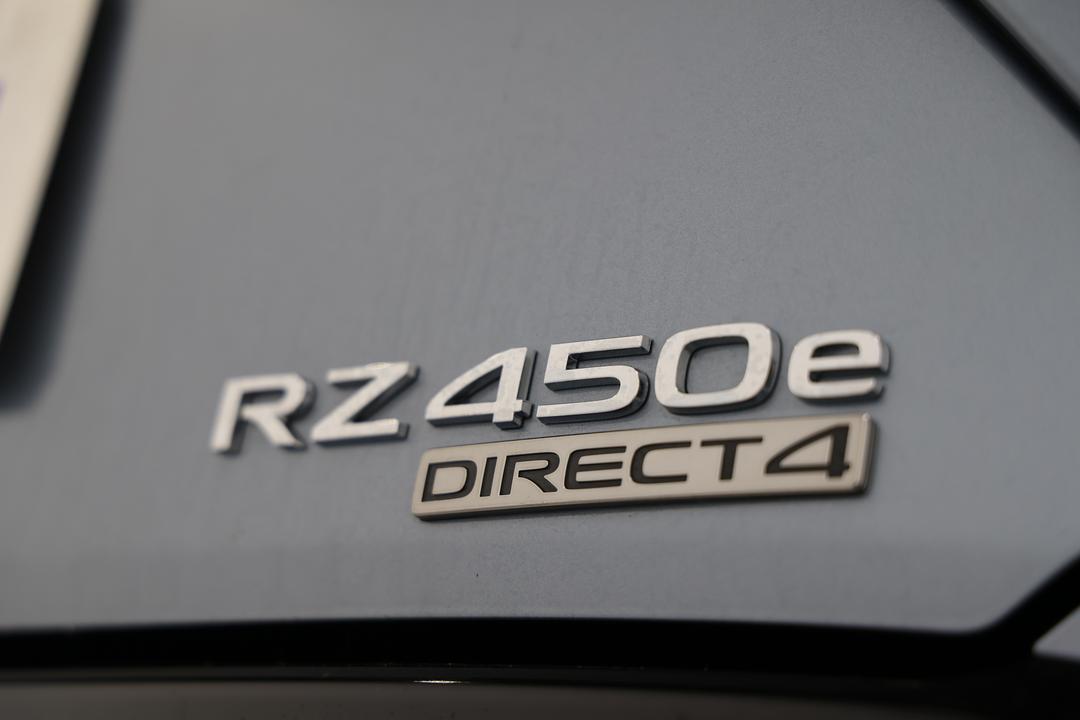 2023 Lexus Rz450e Sports Luxury, Automatic, 17071 km, Badge (Boot Left Side)