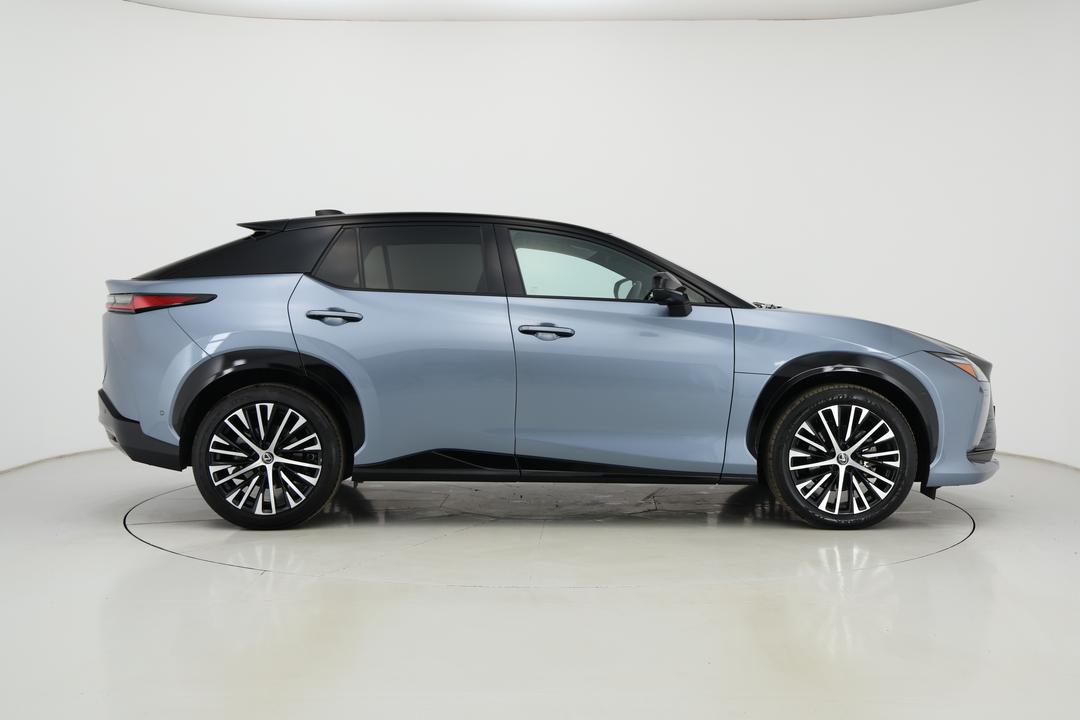 2023 Lexus Rz450e Sports Luxury, Automatic, 17071 km, Right Side View