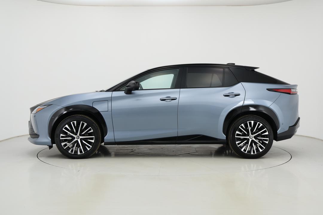2023 Lexus Rz450e Sports Luxury, Automatic, 17071 km, Left Side View