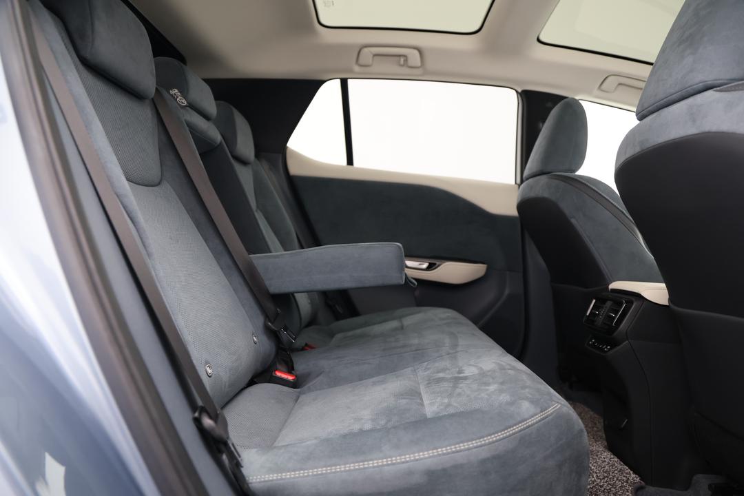 2023 Lexus Rz450e Sports Luxury, Automatic, 17071 km, Right Side Rear Door Cabin View