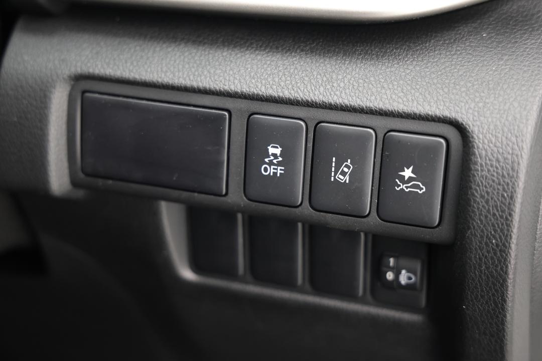 2024 Mitsubishi Eclipse Cross Aspire (2WD), Automatic, 5167 km, Utility Switches/Buttons