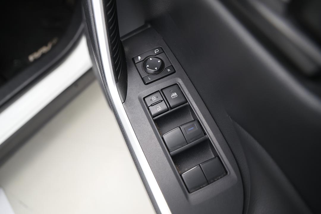 2021 Toyota RAV4 Gx (2WD) Hybrid, Automatic, 112024 km, Drivers Side Door Panel Controls