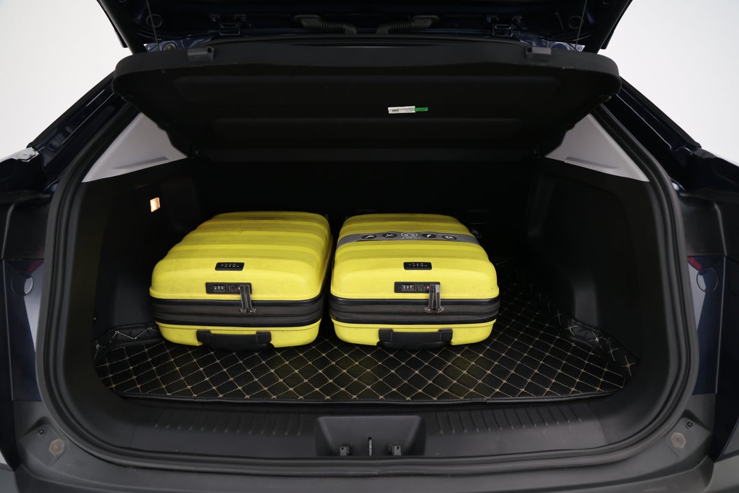 2023 Chery Omoda 5 Ex (high Version), Automatic, 26823 km, Boot Inside View with Luggage