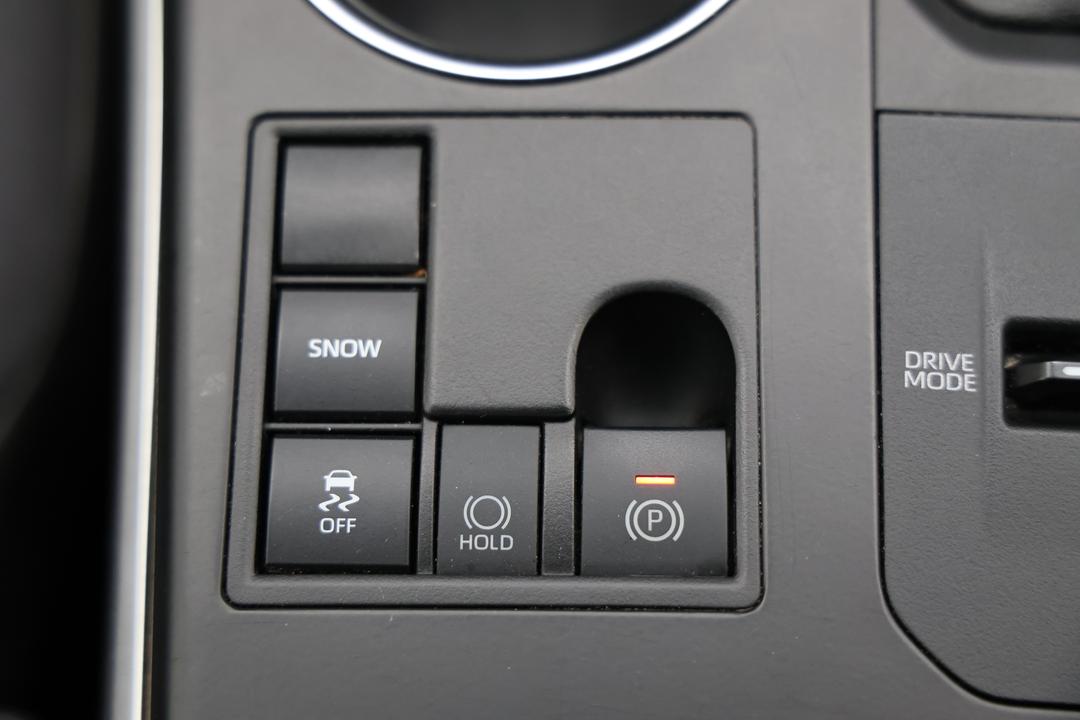 2023 Toyota Kluger Gx 2WD, Automatic, 68138 km, Handbrake