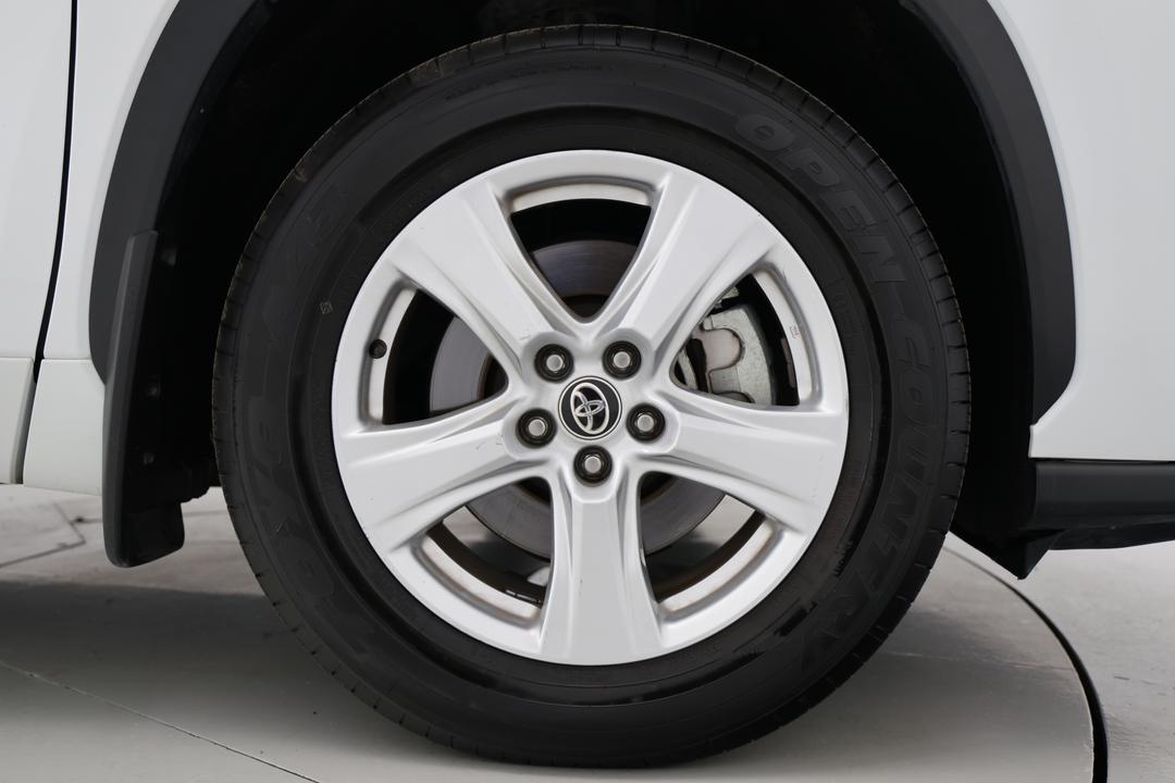 2023 Toyota Kluger Gx 2WD, Automatic, 68138 km, Right Front Wheel