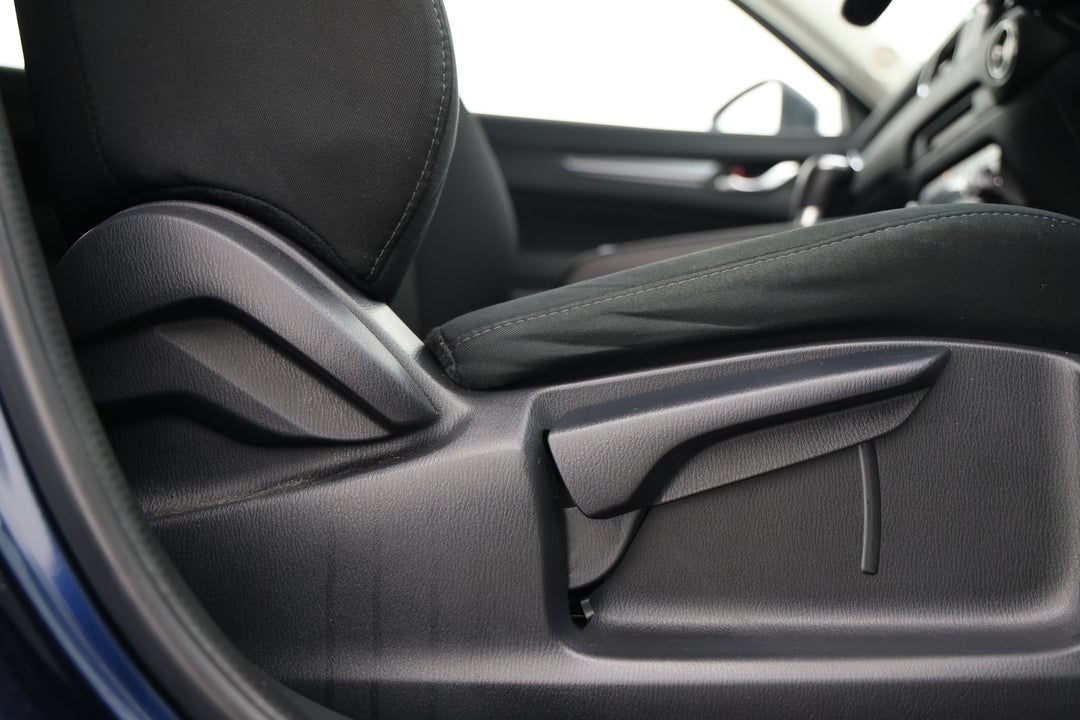 2022 Mazda CX-5 Maxx Sport (FWD), Automatic, 50949 km, Drivers Side Adjustment Panel