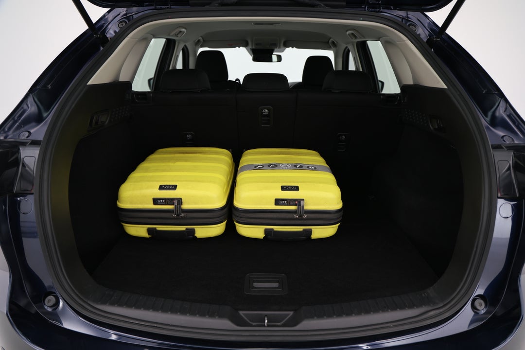 2022 Mazda CX-5 Maxx Sport (FWD), Automatic, 50949 km, Boot Inside View with Luggage