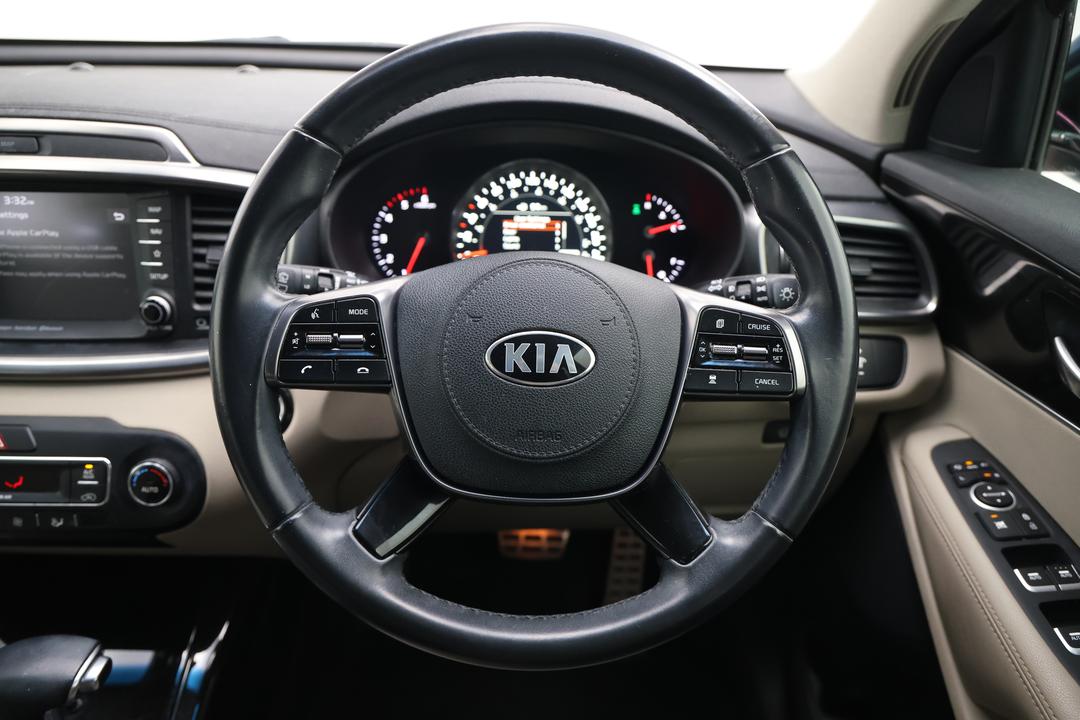 2018 Kia Sorento Sli (4x4), Automatic, 118015 km, Steering Wheel Close-up