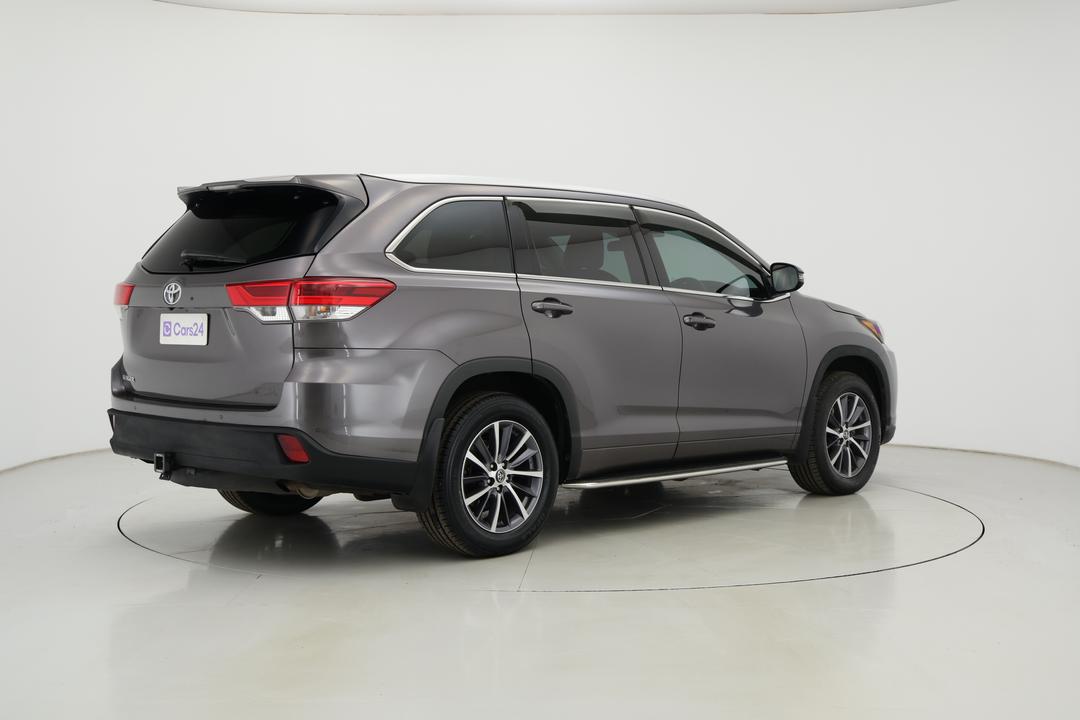2018 Toyota Kluger Gxl (4x2), Automatic, 75402 km, Right Back Diagonal (45- Degree) View