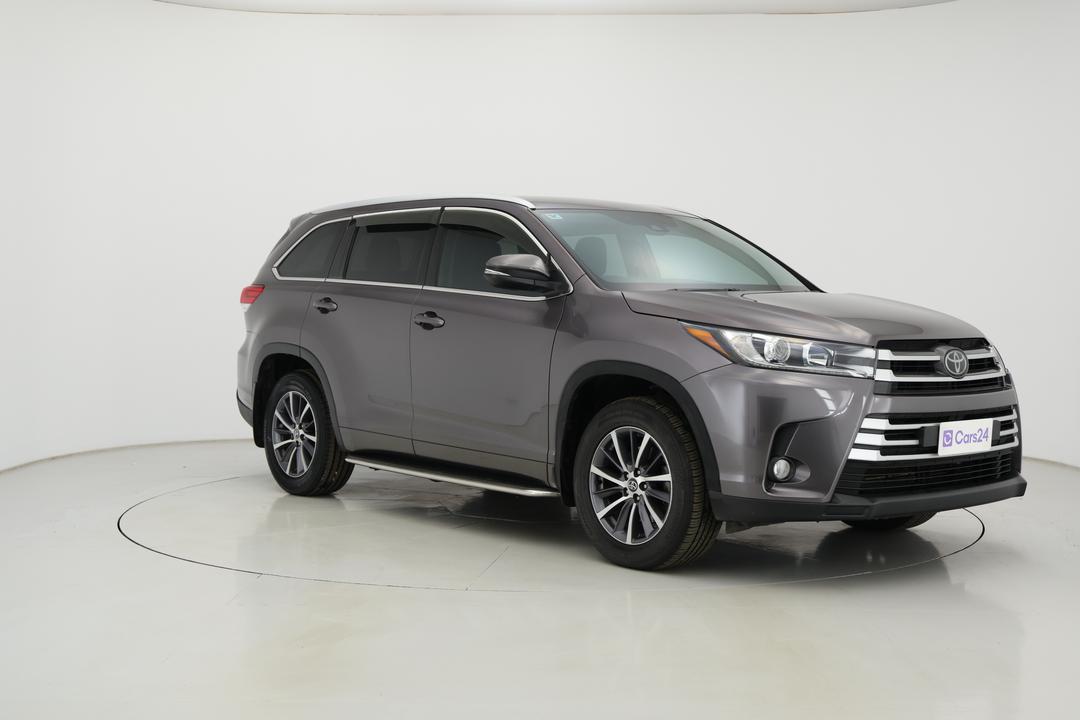 2018 Toyota Kluger Gxl (4x2), Automatic, 75402 km, Right Front Diagonal (45- Degree) View
