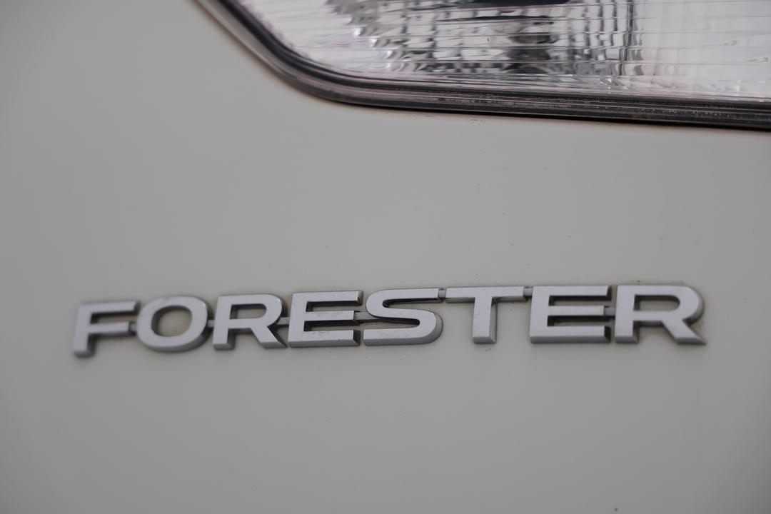 2018 Subaru Forester 2.5i (AWD), Automatic, 101749 km, Badge (Boot Right Side)