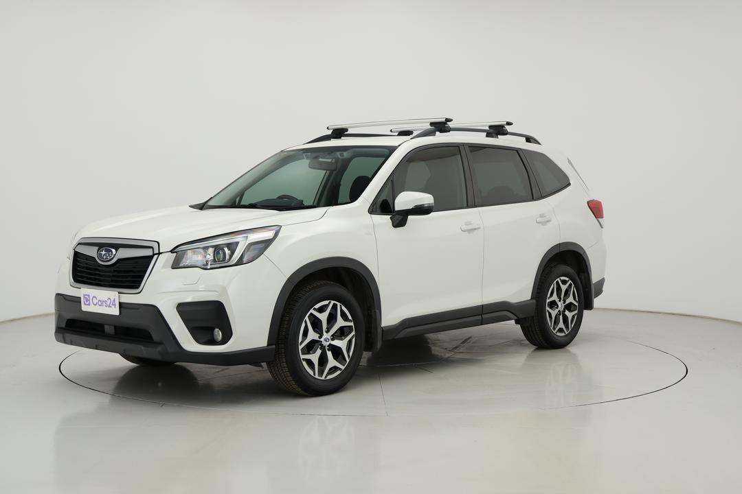 2018 Subaru Forester 2.5i (AWD), Automatic, 101749 km, Left Front Diagonal (45- Degree) View