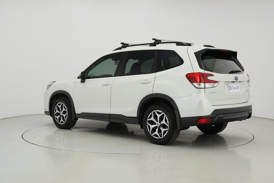 2018 Subaru Forester 2.5i (AWD), Automatic, 101749 km, Left Back Diagonal (45- Degree) View