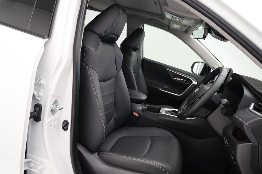 2025 Toyota RAV4 Cruiser (2WD) Hybrid, Automatic, 2410 km, Right Side Front Door Cabin View