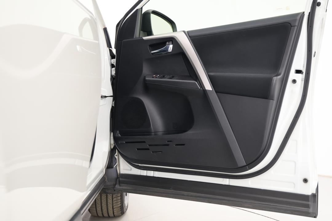 2017 Toyota RAV4 Gxl (2WD), Automatic, 76581 km, Speaker View