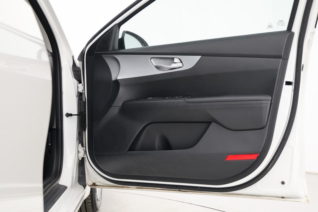 2024 Kia Cerato S Safety Pack, Automatic, 52398 km, Speaker View