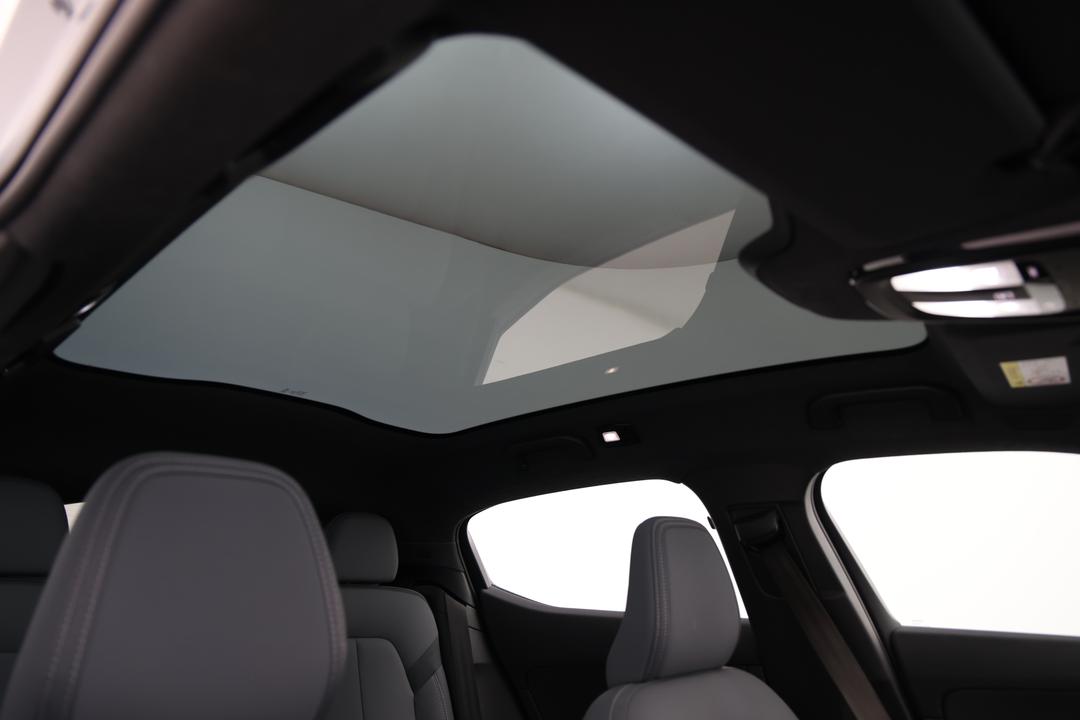 2022 Polestar 2 Long Range Single Motor 78kwh, Automatic, 28376 km, Interior Sunroof/Moonroof