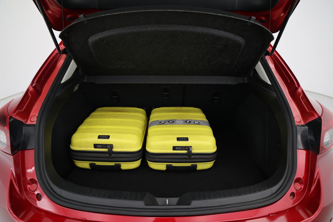 2018 Mazda 3 Maxx Sport, Manual, 57009 km, Boot Inside View with Luggage