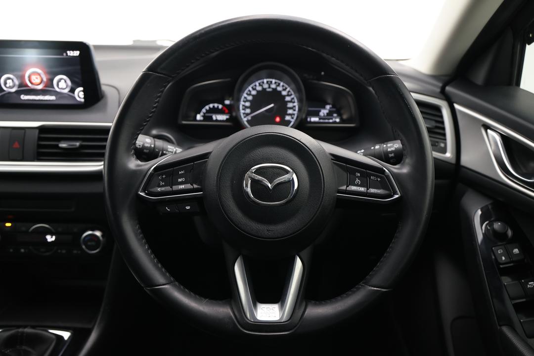 2018 Mazda 3 Maxx Sport, Manual, 57009 km, Steering Wheel Close-up