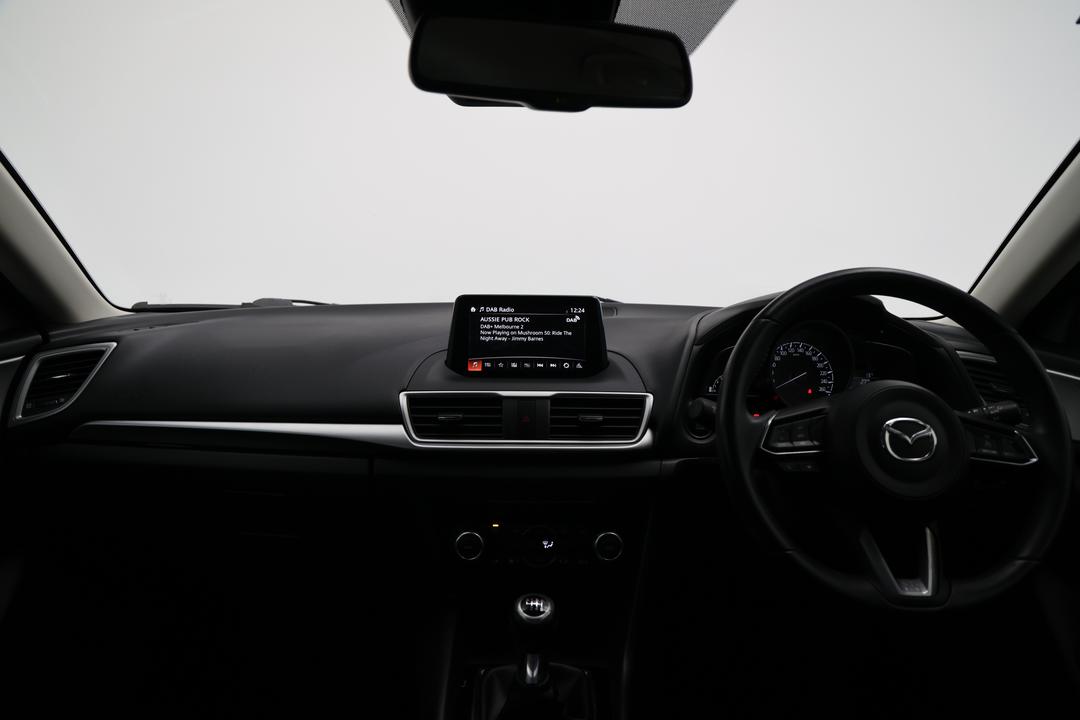 2018 Mazda 3 Maxx Sport, Manual, 57009 km, Dashboard View