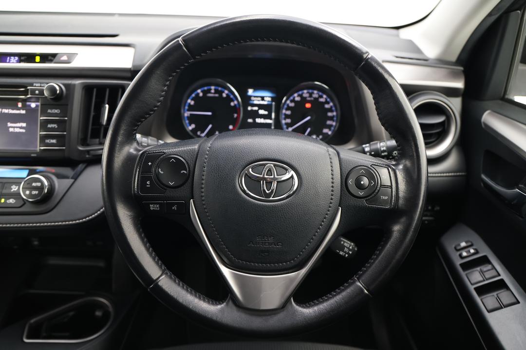 2015 Toyota RAV4 Gxl (2WD), Automatic, 151277 km, Steering Wheel Close-up