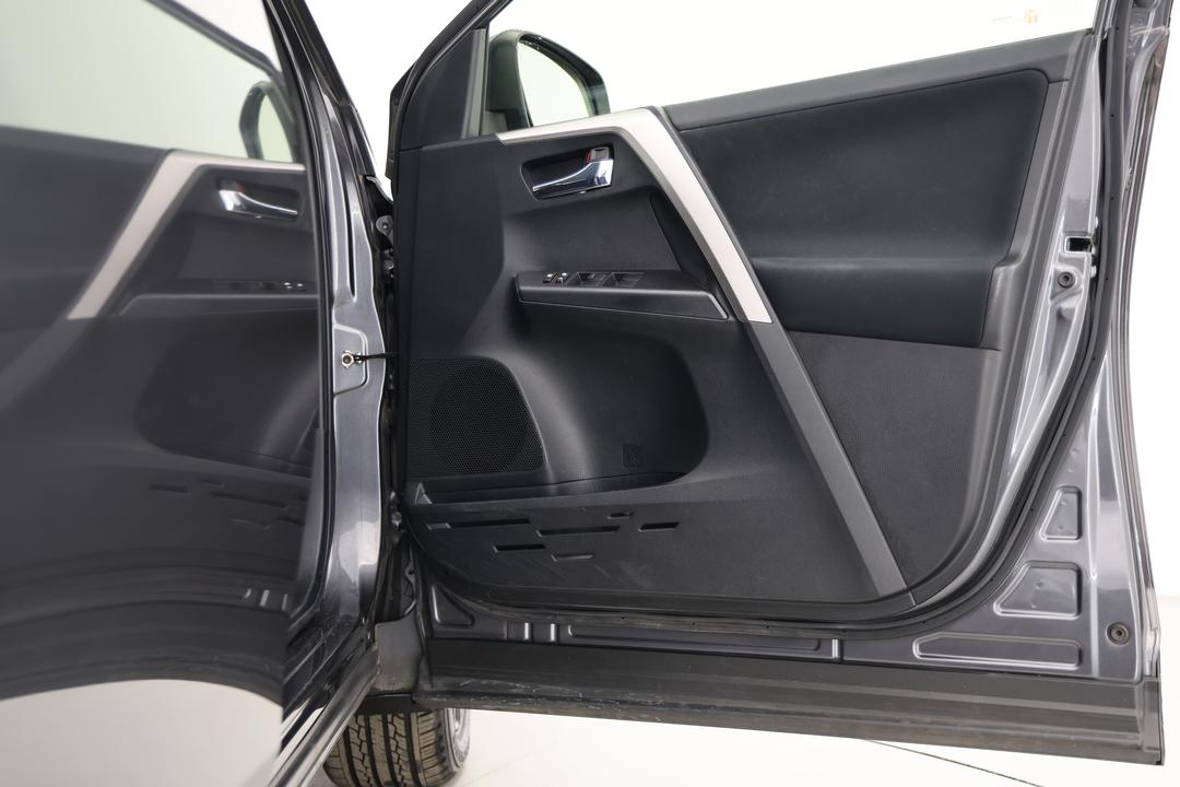 2015 Toyota RAV4 Gxl (2WD), Automatic, 151277 km, Speaker View
