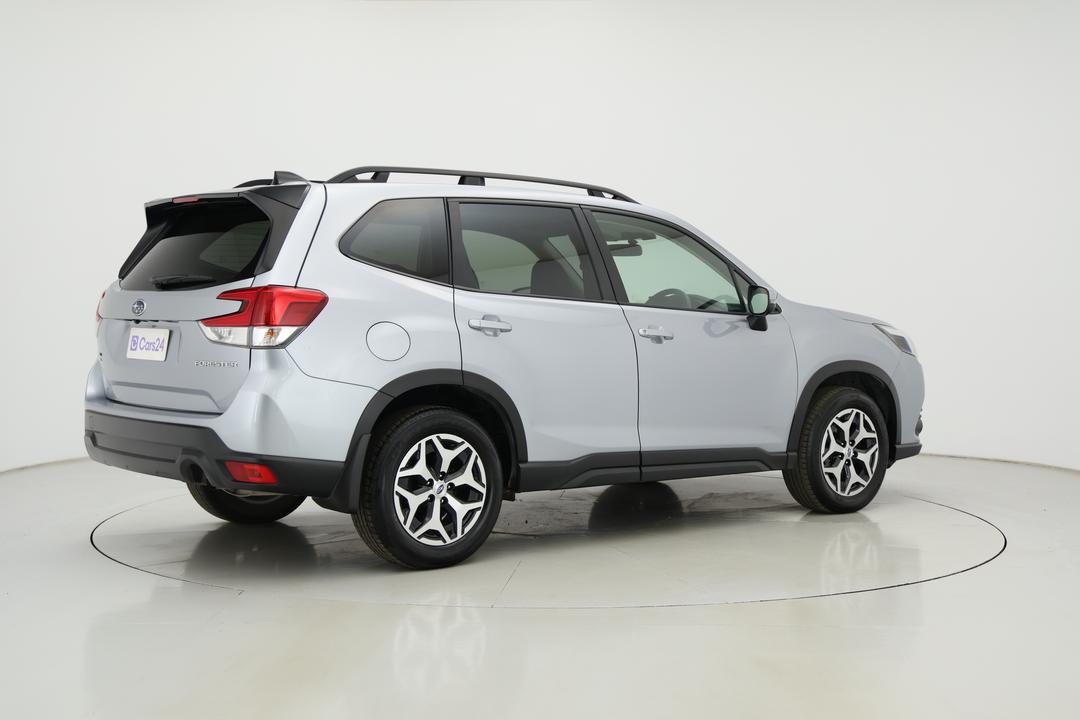 2024 Subaru Forester 2.5i (AWD), Automatic, 39133 km, Right Back Diagonal (45- Degree) View