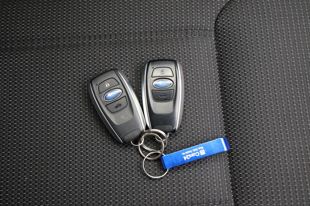 2024 Subaru Forester 2.5i (AWD), Automatic, 39133 km, Key Close-up