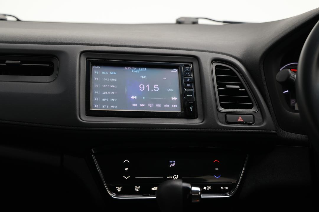 2019 Honda HR-V Vti, Automatic, 119043 km, Center Console