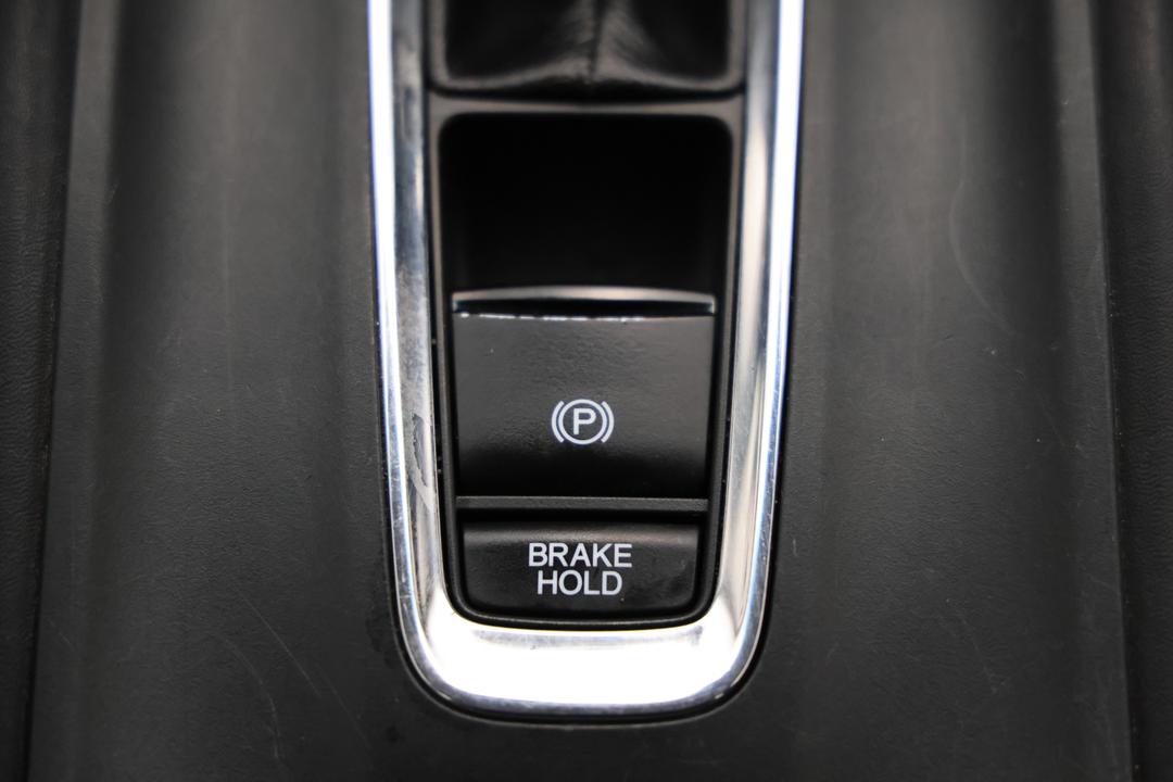 2019 Honda HR-V Vti, Automatic, 119043 km, Handbrake