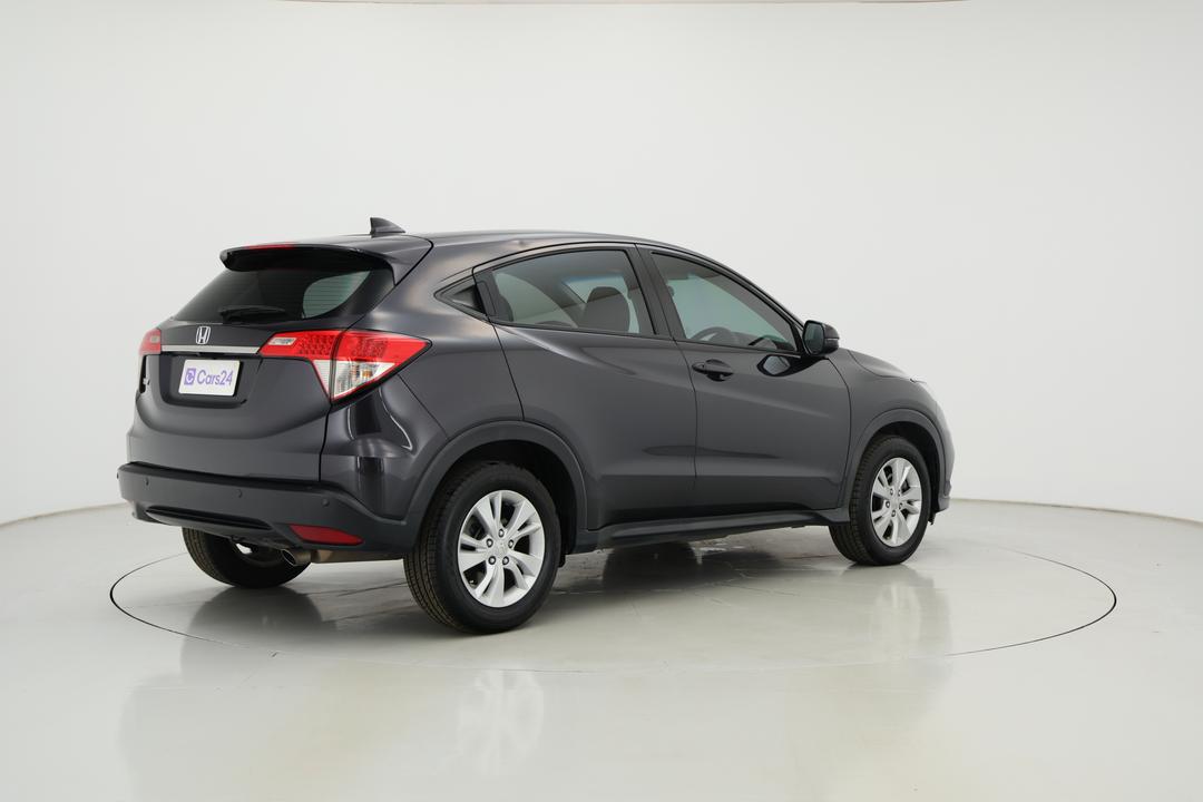 2019 Honda HR-V Vti, Automatic, 119043 km, Right Back Diagonal (45- Degree) View